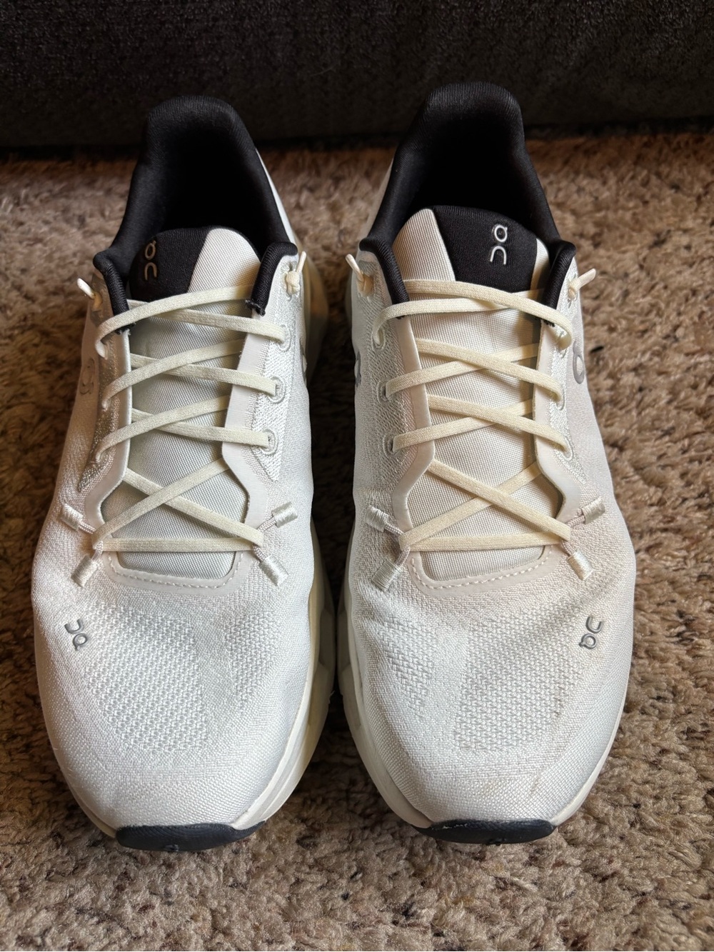 On Cloudtilt Women’s Running Shoes - Pearl/Ice Size 8